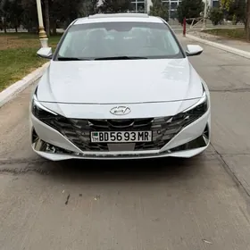 Hyundai Elantra 2021