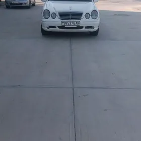 Mercedes-Benz E55 AMG 2000