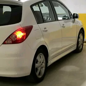 Nissan Versa 2010