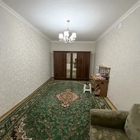 2 ком 4/1 этаж Марыйская