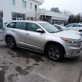 Toyota Highlander 2016