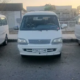 Toyota Hiace 2008