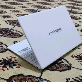 Aydyn gije Noutbuk 15.6 i7 11g