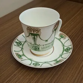 фарфоровые чашки с блюдцем
