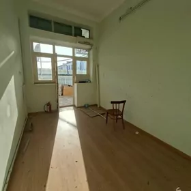 сдаётся в аренду магазин