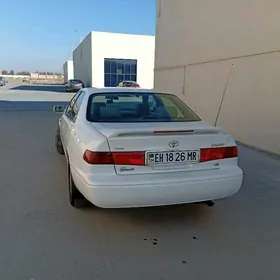 Toyota Camry 2001