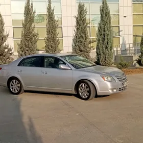 Toyota Avalon 2005