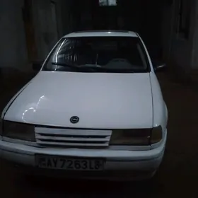 Opel Vectra 1992
