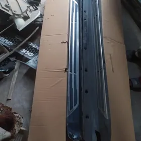 подножка podnoźka