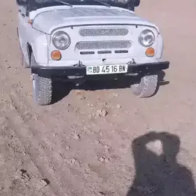 UAZ 469 2000