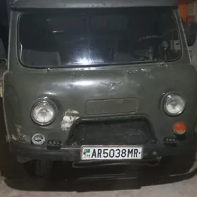 UAZ 452 1988