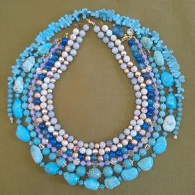 Бусы из натуральных камней