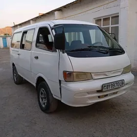 Toyota Hiace 1995