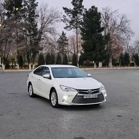 Toyota Camry 2016