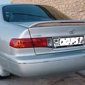 Toyota Camry 2000