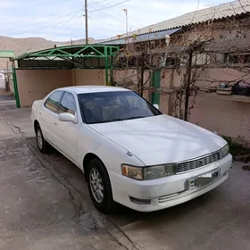 Toyota Cresta 1992