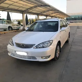 Toyota Camry 2004