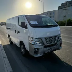 Nissan Urvan 2020