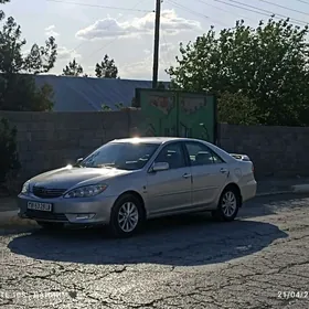 Toyota Camry 2004