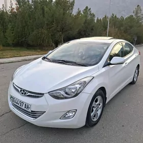 Hyundai Elantra 2011