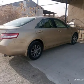 Toyota Camry 2011