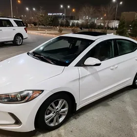 Hyundai Elantra 2018