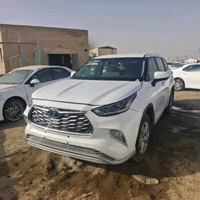 Toyota Highlander 2022