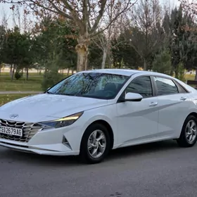 Hyundai Elantra 2021