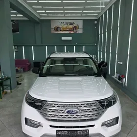 Ford Explorer 2022