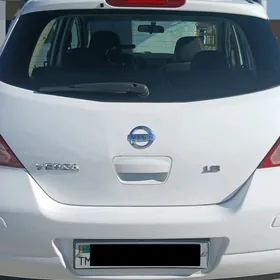 Nissan Versa 2009
