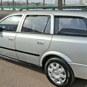 Opel Astra 2000