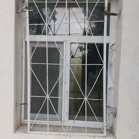 Aýna reşotka demir