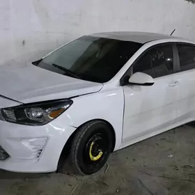 Kia Rio 2022