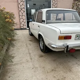Lada 2104 1982