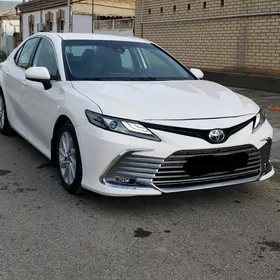 Toyota Camry 2022