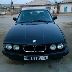 BMW 525 1990