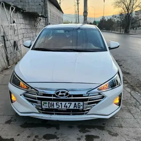 Hyundai Elantra 2020