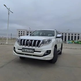 Toyota Land Cruiser Prado 2014