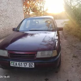 Opel Vectra 1990
