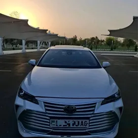 Toyota Avalon 2019