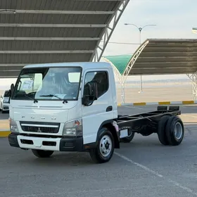 Mitsubishi Canter 2025