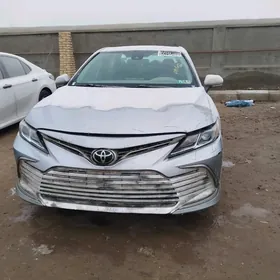 Toyota Camry 2023