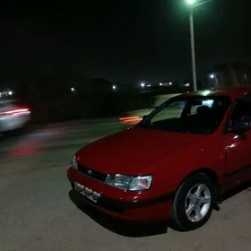 Toyota Carina 1995