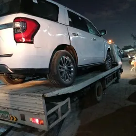 Ford Expedition 2021