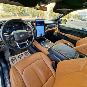 Ford Expedition 2023