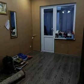 Безмеин Грэс 3 комнаты.