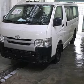 Toyota Hiace 2025