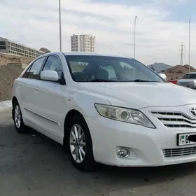 Toyota Camry 2011