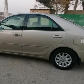 Toyota Camry 2003