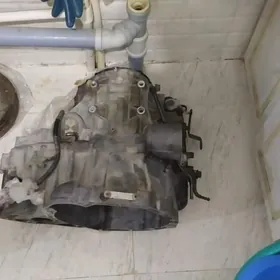 Nisan suny Karopga 1,6 matr